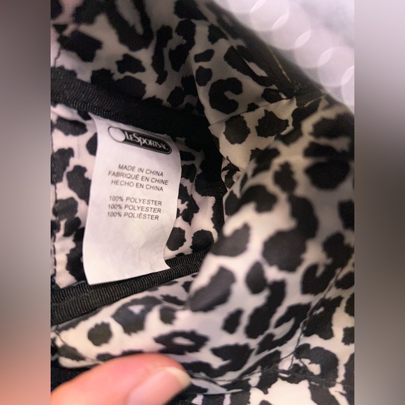 Limited Edition Small LeSportsac Cosmetic Bag vanity is the spice of life - Picture 5 of 9